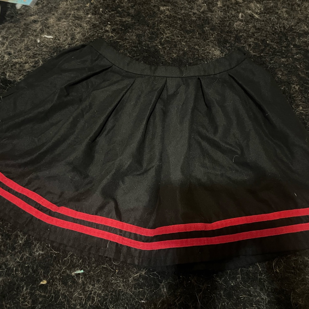 Black and Red Pleated Circle Skater Skirt